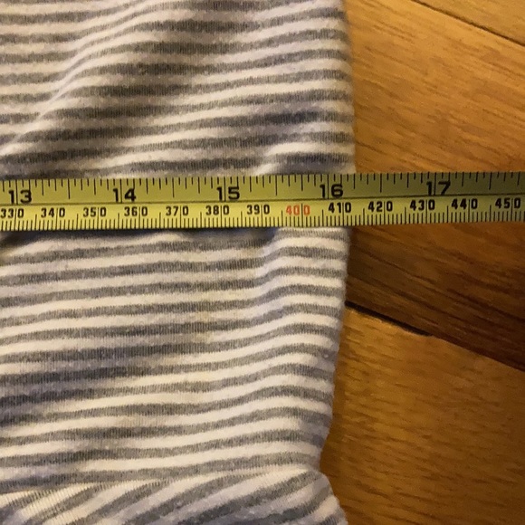 ⭐️⭐️Old Navy Maxi skirt - gray. & white pinstripe - Size Small - Picture 4 of 5
